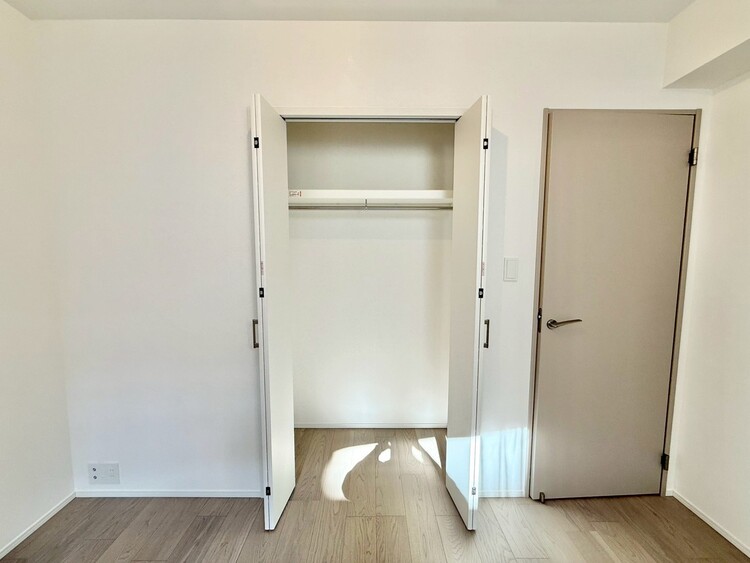 その他 家電やスーツケース、ストック品など何でも片付く嬉しい空間です。