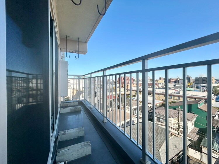 その他 朝の澄んだ空気や、夕方に吹く清々しい風を感じられるバルコニー。