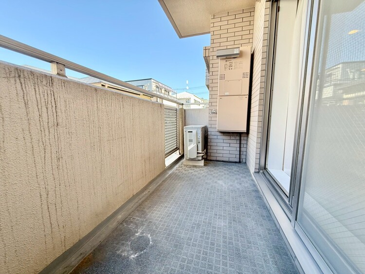 その他 朝の澄んだ空気や、夕方に吹く清々しい風を感じられるバルコニー。