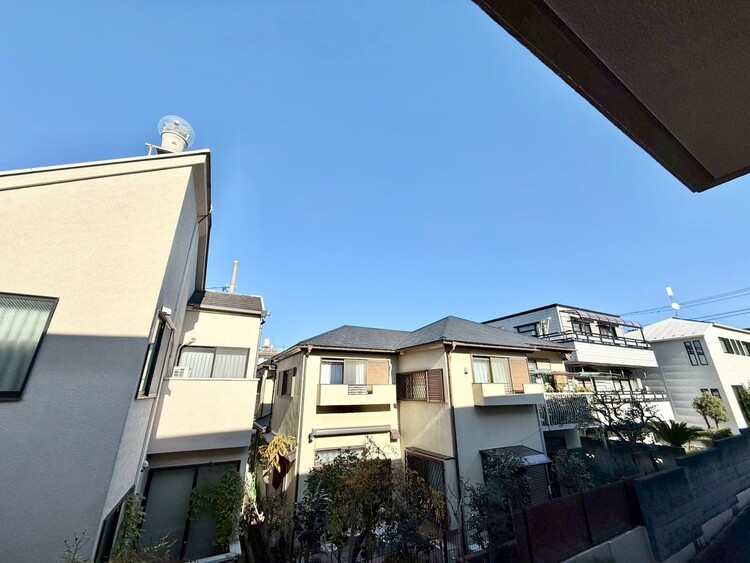 その他 眺望や窓からの景色が良いと、家で過ごす時間も快適です。