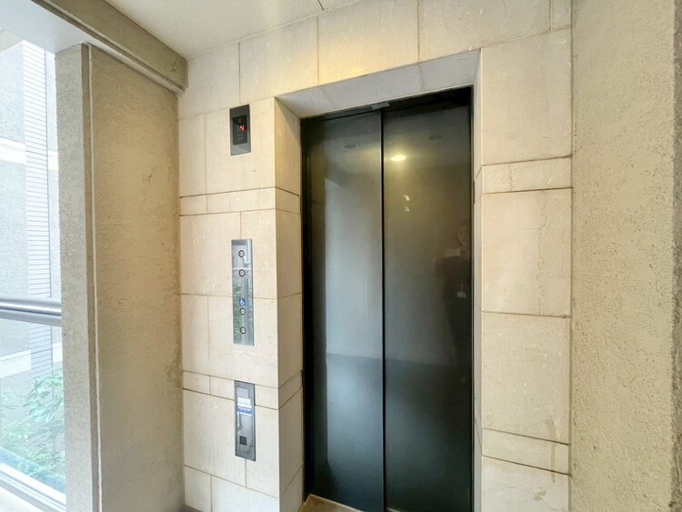 その他 エレベーター完備のため荷物が多くなっても安心。