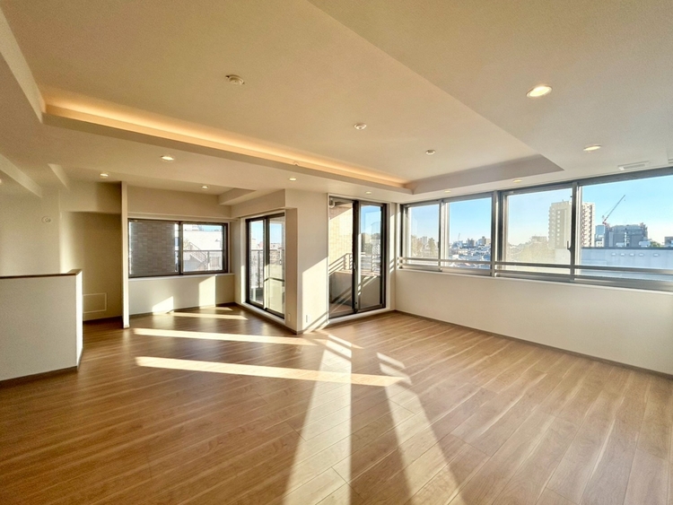 その他 通風・採光に優れ、心地よい光と風が溢れています。