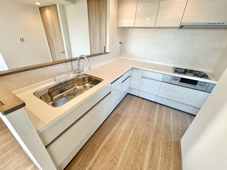 その他 使いやすくスタイリッシュなキッチン空間になっております。