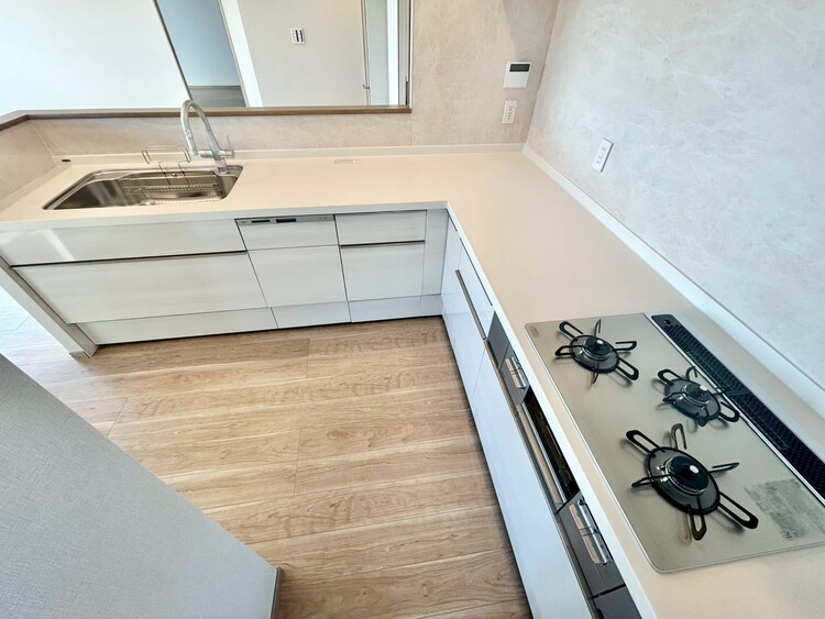 その他 開放感のあるキッチンスペース。調理をしながら、会話も弾みそうですね。