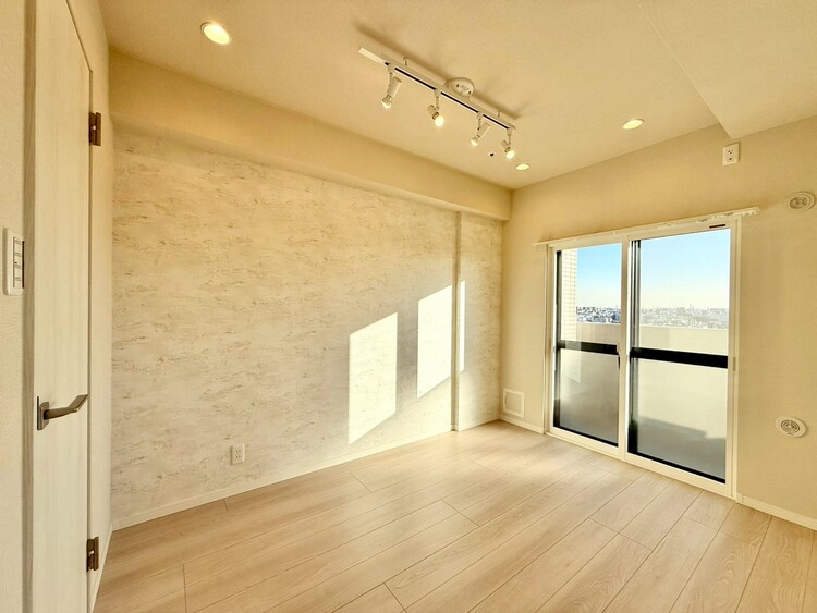 その他 清かで艶やかな時間をもたらしてくれる室内です。