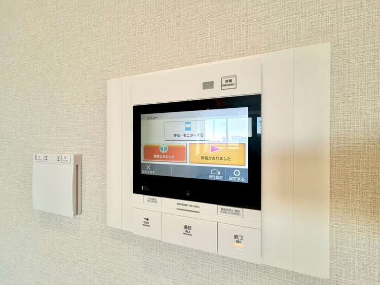 その他 誰が来てもわかる様にモニター付きインターホンを設置。