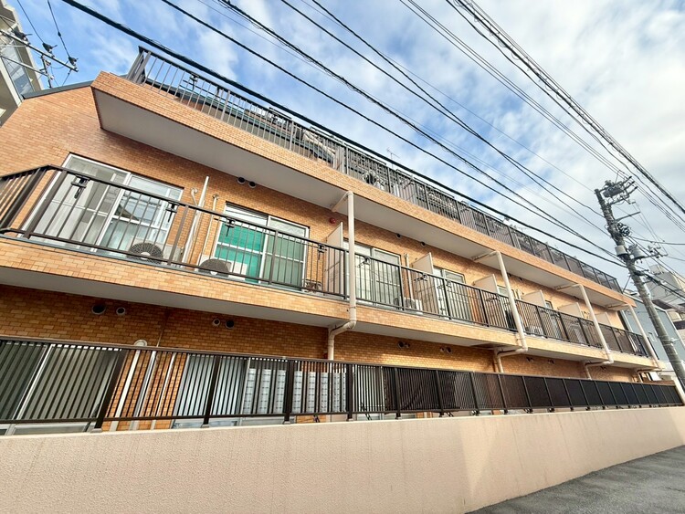 その他 飽きのこないシンプルモダンな外観です。