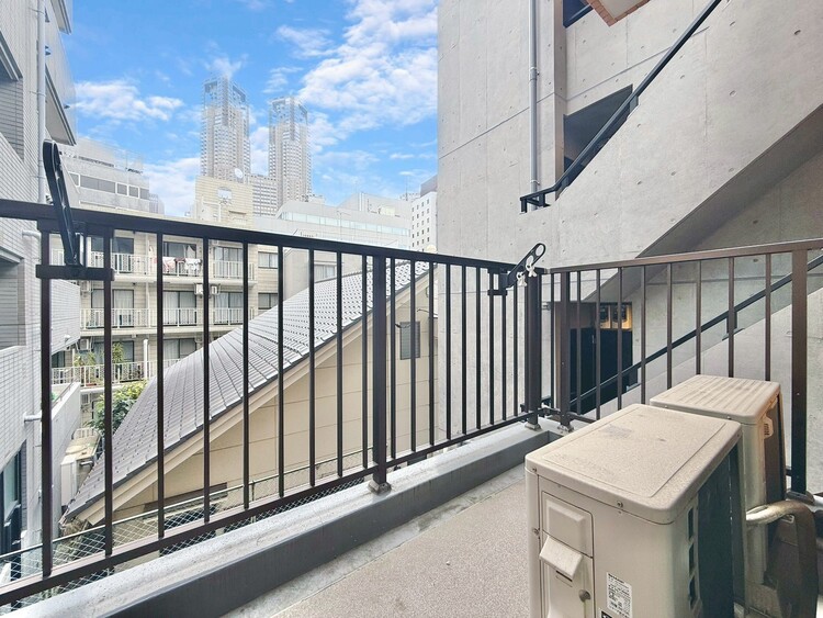 その他 朝の澄んだ空気や、夕方に吹く清々しい風を感じられるバルコニー。