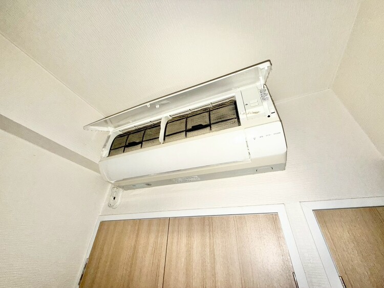 その他 エアコン備え付けです。