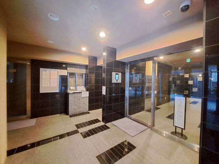 その他 館内は静寂な中が保たれており、管理が行き届いている印象を受けました。