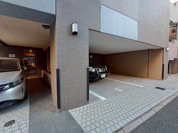 その他 駐車スペースが嬉しいですね。※空き状況は都度ご確認下さい。