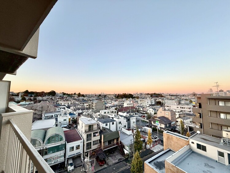 その他 眺望や窓からの景色が良いと、家で過ごす時間も快適です。