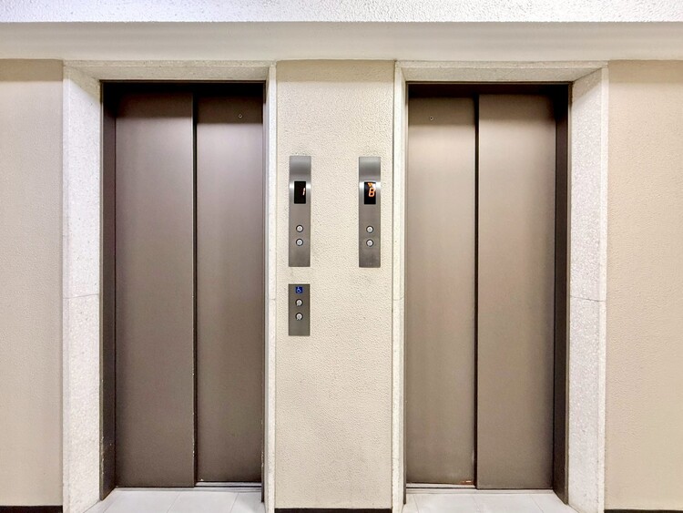 その他 エレベーター完備のため荷物が多くなっても安心。