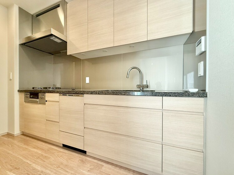 その他 使いやすくスタイリッシュなキッチン空間になっております。