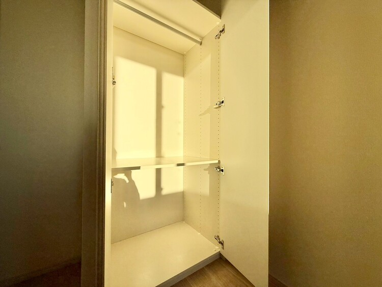 その他 家電やスーツケース、ストック品など何でも片付く嬉しい空間です。