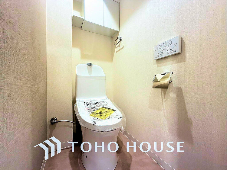 トイレ トイレには快適な温水洗浄便座付