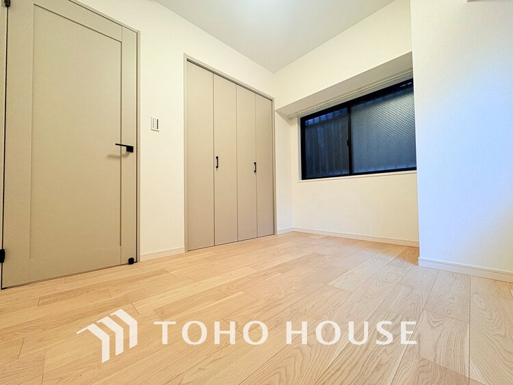 内装 1日の疲れを癒し、心地よく寛げるようゆったりとした広さをしています