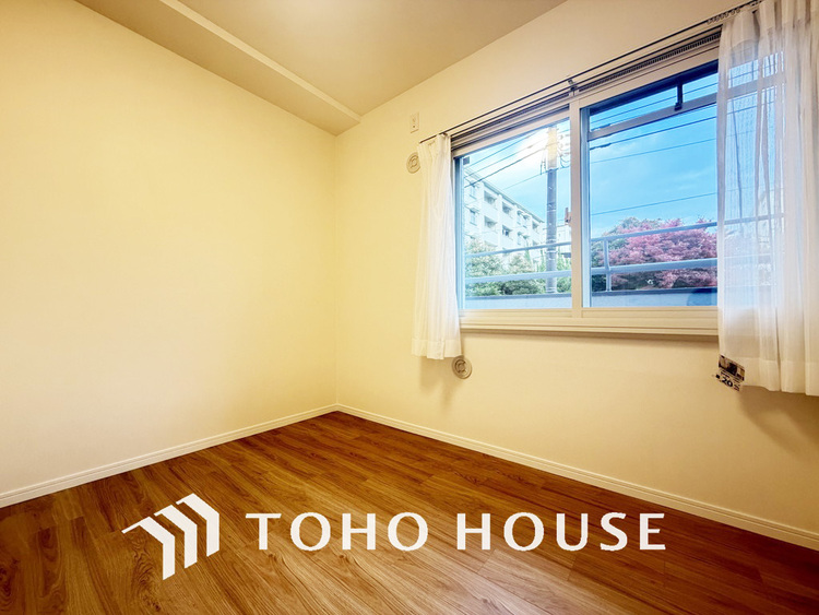 内装 1日の疲れを癒し、心地よく寛げるようゆったりとした広さをしています