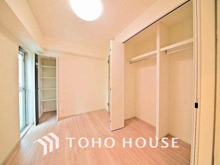 内装 1日の疲れを癒し、心地よく寛げるようゆったりとした広さをしています