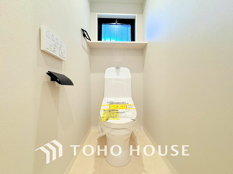 トイレ トイレには快適な温水洗浄便座付