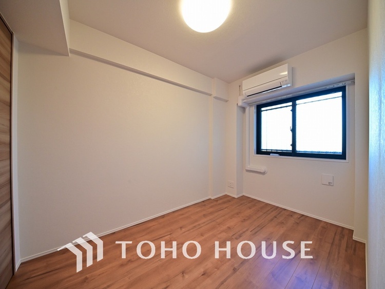 内装 1日の疲れを癒し、心地よく寛げるようゆったりとした広さをしています