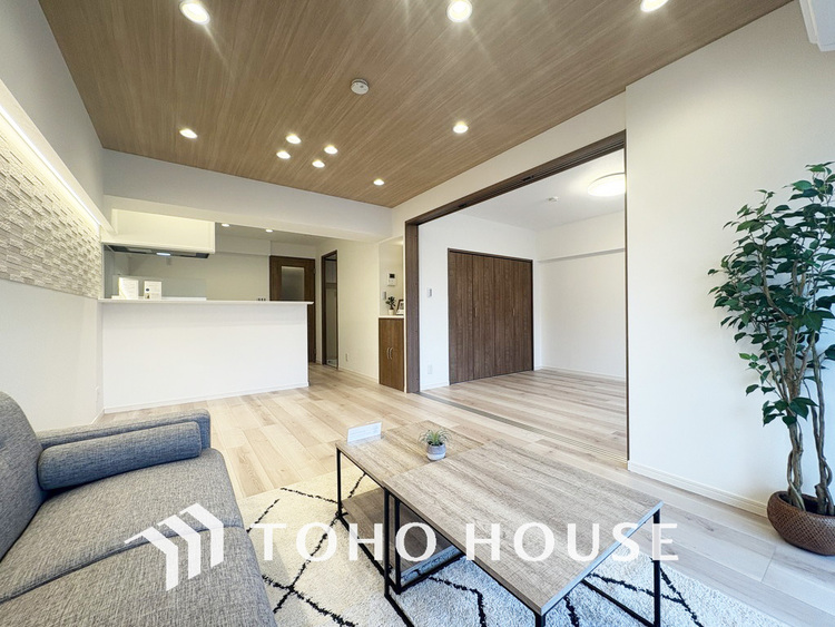 内装 ゆったりとくつろげる上質なリビングダイニング