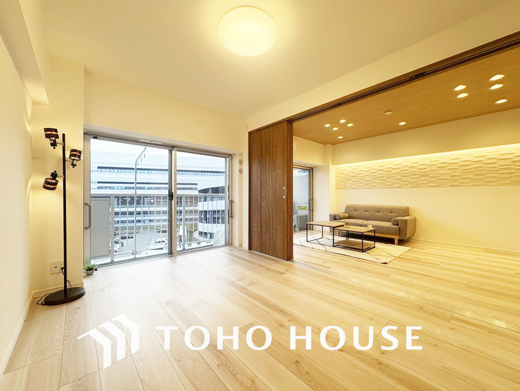 内装 シンプルですっきりとした室内は飽きのこない居心地の良い雰囲気です