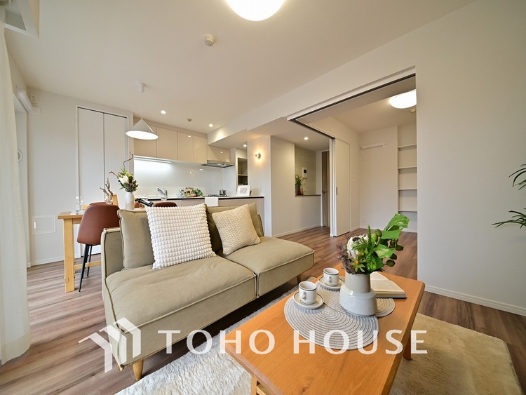 内装 ゆったりとくつろげる上質なリビングダイニング