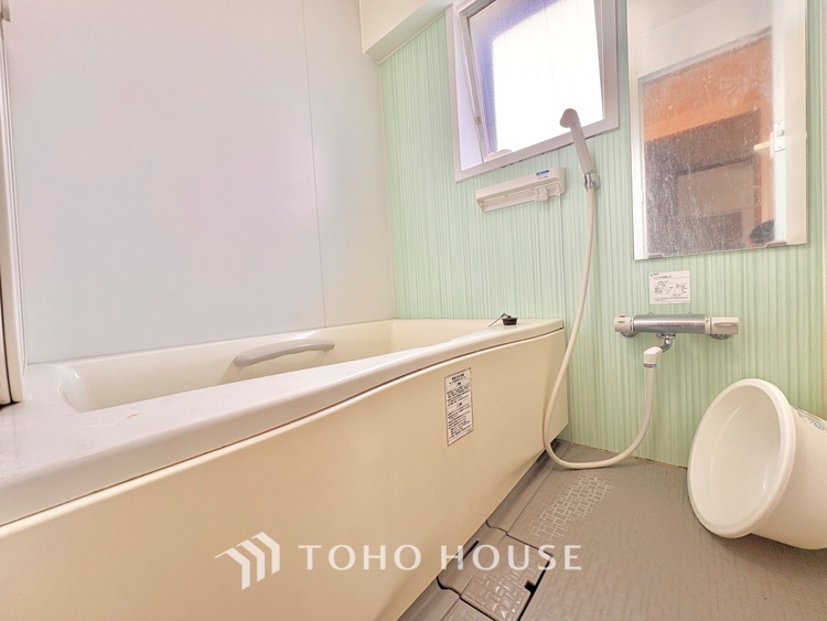 風呂 浴室は一日の疲れを癒す特別な空間。清潔感と快適性で心身ともにリフレッシュできます。