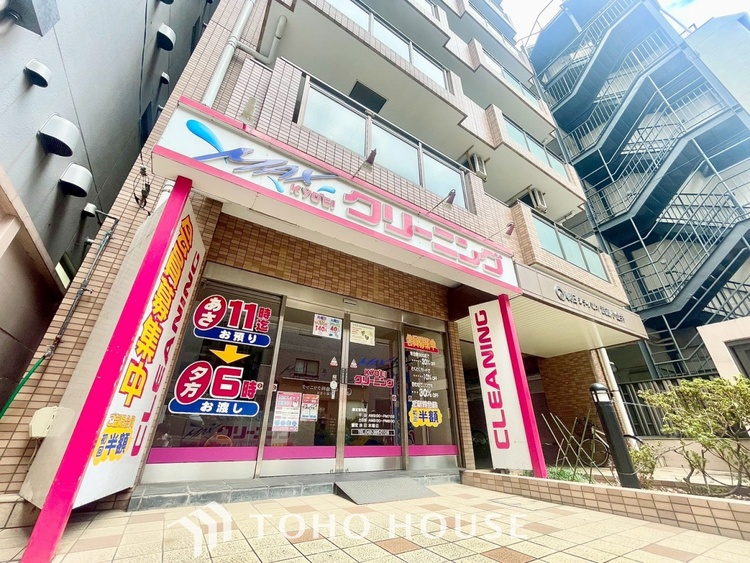 外観 ほんの少しのこだわり。ちょっとした色使いがその家がもつ雰囲気、趣（おもむき）を携え、暮らす家族や訪ねてくる友人・知人に新鮮な香りを運んできます。