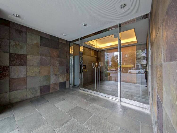 その他 上質感漂う玄関アプローチです。