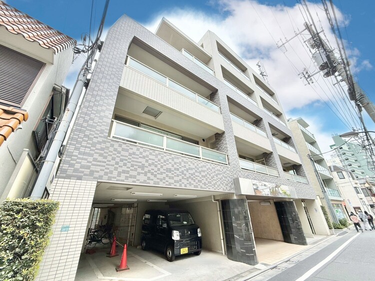 その他 飽きのこないシンプルモダンな外観です。