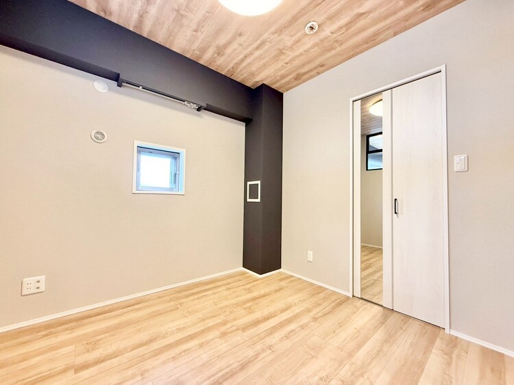 その他 清かで艶やかな時間をもたらしてくれる室内です。