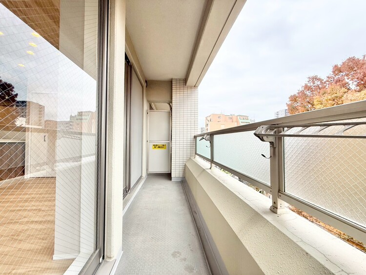 その他 朝の澄んだ空気や、夕方に吹く清々しい風を感じられるバルコニー。