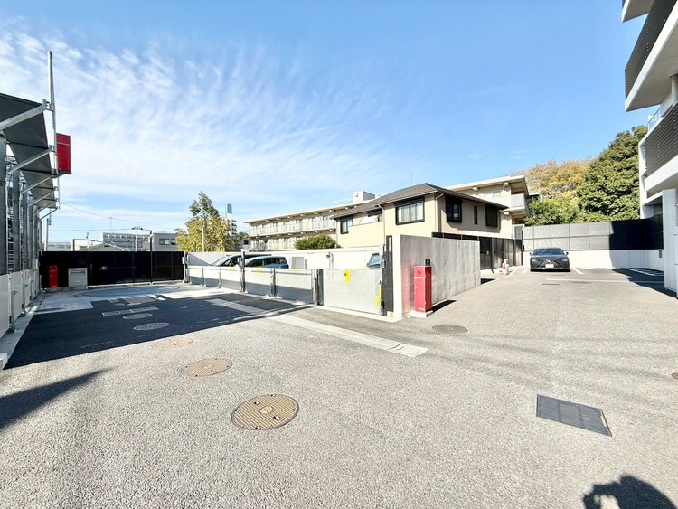 その他 駐車スペースが嬉しいですね。※空き状況は都度ご確認下さい。