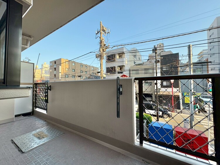 その他 朝の澄んだ空気や、夕方に吹く清々しい風を感じられるバルコニー。