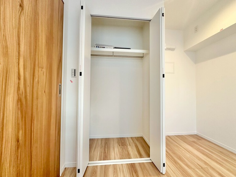 その他 家電やスーツケース、ストック品など何でも片付く嬉しい空間です。