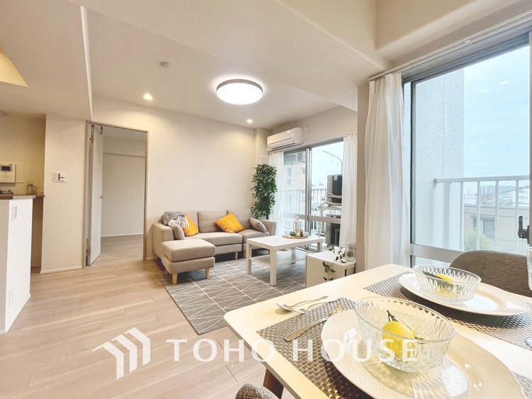 内装 【LIVING】◆simple is best◆無駄のない綺麗なつくりのリビングルームであなただけの暮らしを。