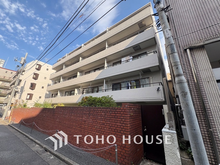 外観 【APPEARANCE】◆陽光◆が差し込む。この開放的な空間に家族の笑顔が集う。家族が一緒に過ごす空間は明るく、そして居心地よく。