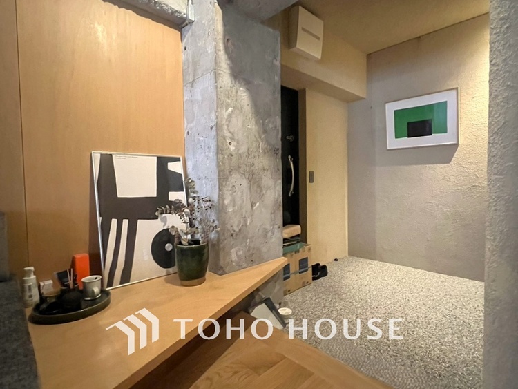 玄関 【ENTRANCE】◆家の顔◆玄関は家の顔。収納上手は玄関を制する。