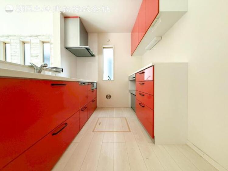 キッチン すぐの見学や資料請求などお気軽にお問い合わせお待ちしております