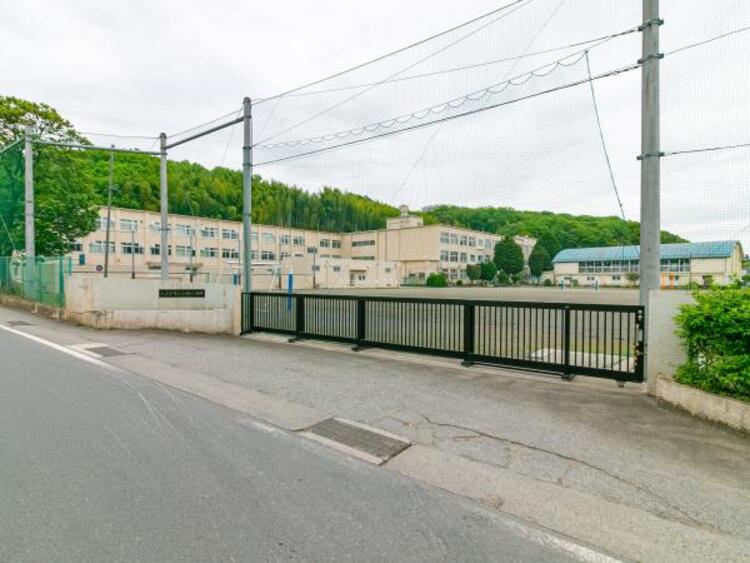 周辺 八王子市立加住中学校迄2320ｍ