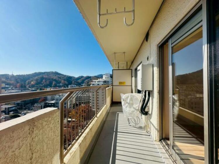 バルコニー 【2025年11月撮影】