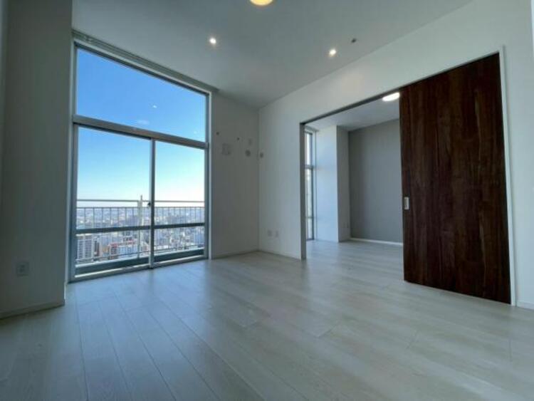 居間 【2025年11月撮影】