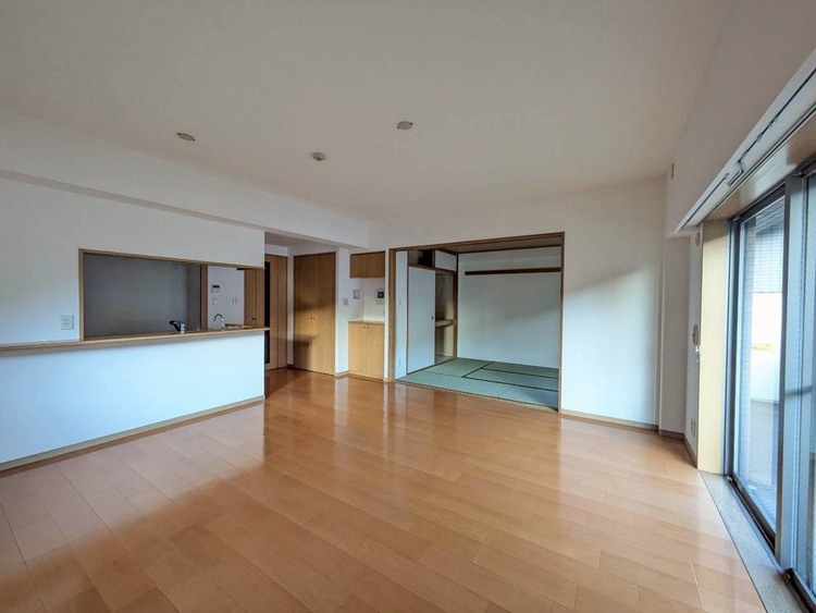 居間 豊かな居住性と、安心感を満たすクオリティが見事に調和した住空間。