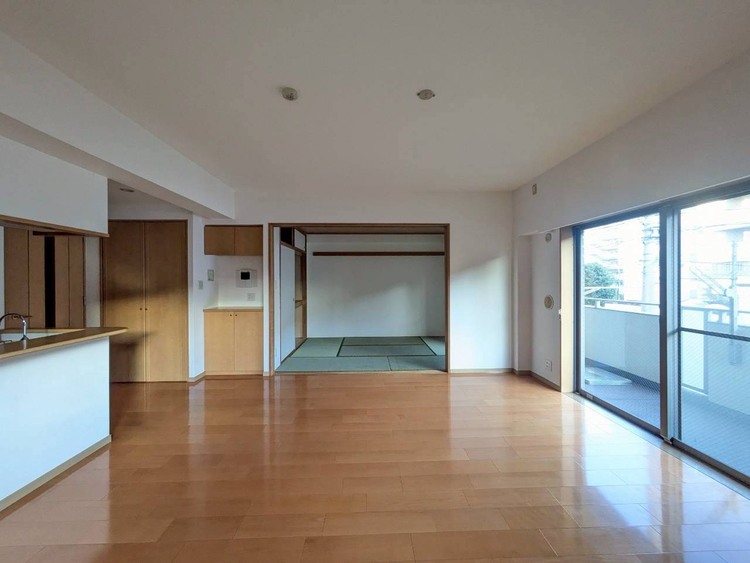 居間 過ごす時間が、たくさんの思い出として紡がれていく場所。