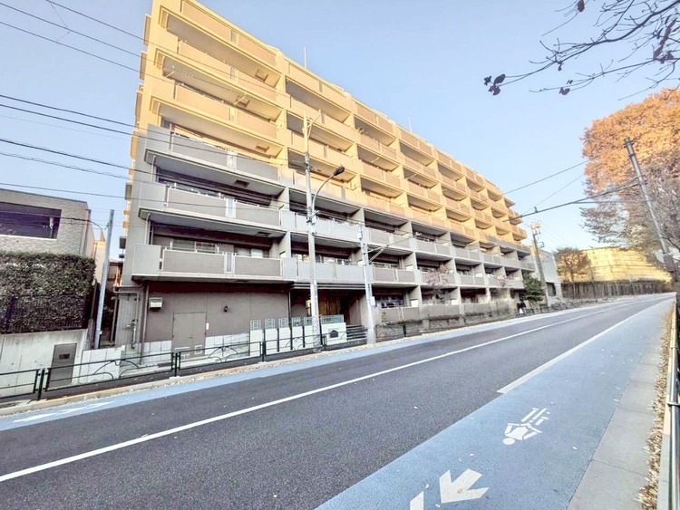 外観 資料には掲載していない情報が、現地にはたくさんあります。是非一度、現地をご確認ください。