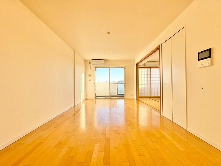 居間 「空間が織り成すひとつ先の住み心地」を演出します。