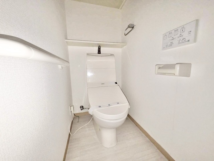 トイレ 暮らしの中のさりげないひとときの快適さにも、こだわりを、持って設備を配しております。