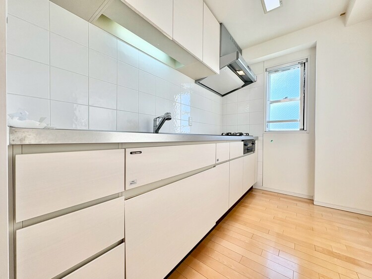 キッチン 洗練されたスタイリッシュなデザイン性と使いやすさを備えた仕様。